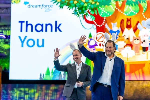 Marc Benioff erbjuder anställda på OpenAI att omedelbart börja på Salesforce